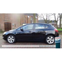 Opel Astra 1.4 Turbo 77.000 km 140pk Edition RIJKLAAR PRIJS