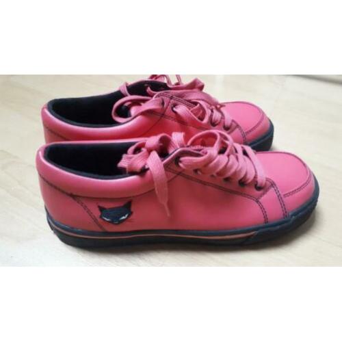 Emily the strange by TUK schoenen. Roze, helemaal nieuw
