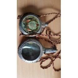 Twee reservisten fles/ kruiken