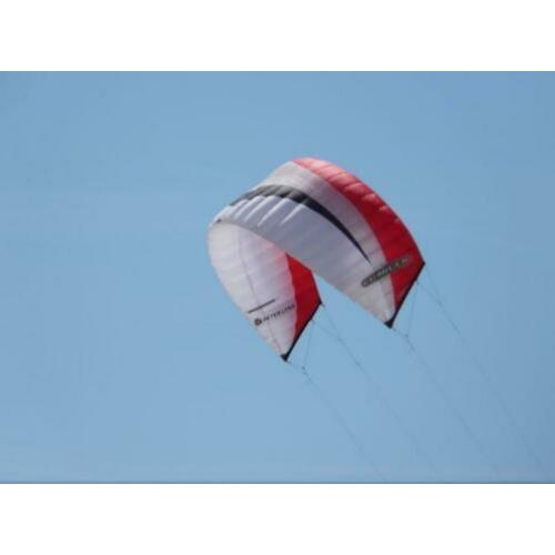 Peter Lynn Charger 12 M2