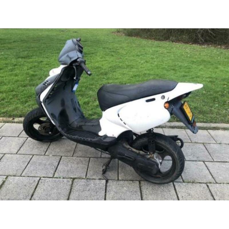 Beta ark uit 2008 45km bromscooter zie omschrijving!
