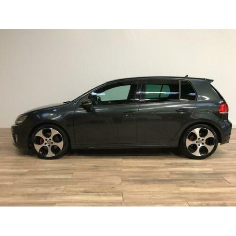 Volkswagen Golf 2.0 GTI NED AUTO / 5-DRS / XENON / LED ACHTE