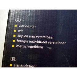 Witte led bureaulamp met tafelklem.