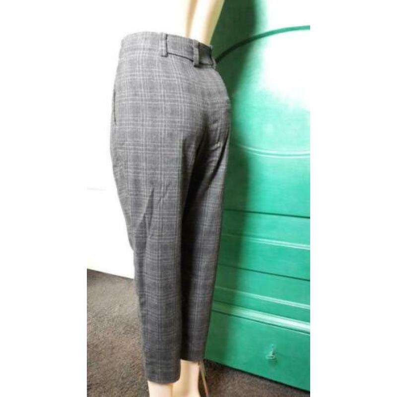 Grijs geruite broek van Zara in maat XS