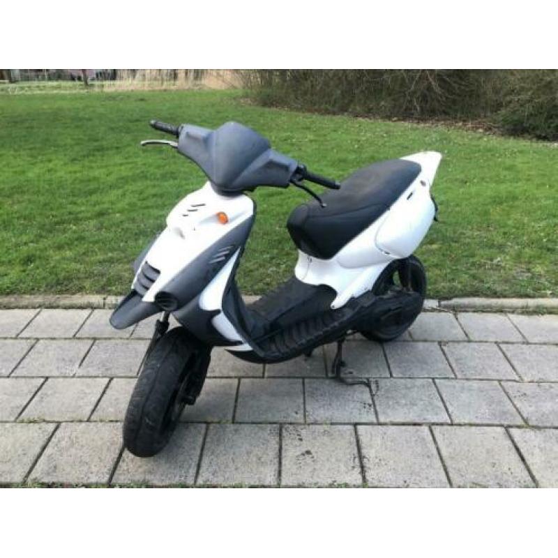 Beta ark uit 2008 45km bromscooter zie omschrijving!