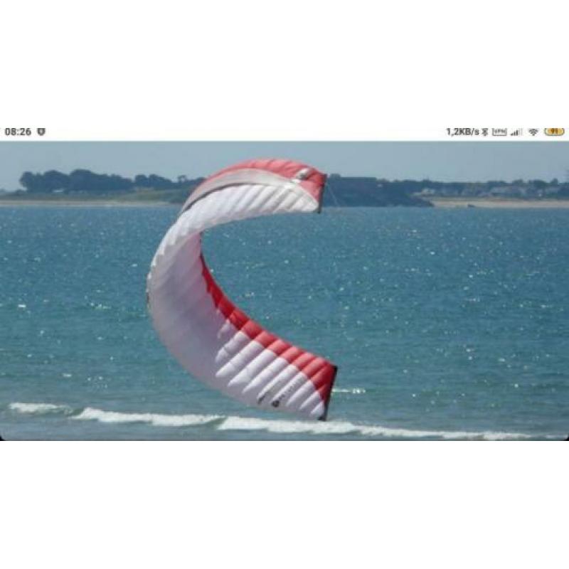 Peter Lynn Charger 12 M2