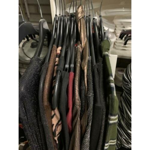 Partij 25 stuks grote maten dames kleding nieuw met label