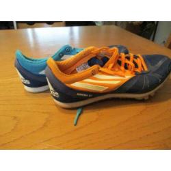 Spikes ADIDAS Maat 38