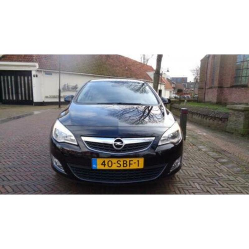 Opel Astra 1.4 Turbo 77.000 km 140pk Edition RIJKLAAR PRIJS