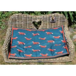Digby&Fox bed Vossen; Voor in huis, auto, camping, tuin enz.