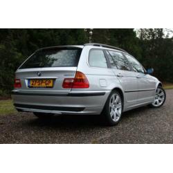BMW 3-serie Touring 320i Executive 170pk AUT Leder Dakje NAP