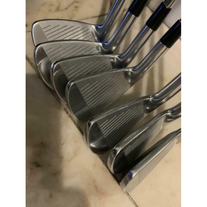 Mizuno MP-18 SC; set P-4; Dynamic Gold; Golfpride midsize 4+