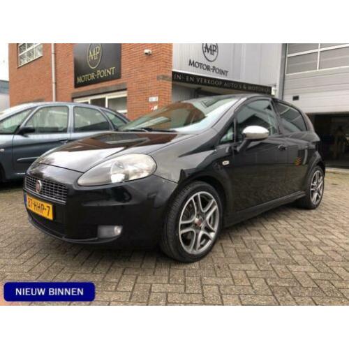 Fiat Grande Punto 1.4-16V T-JET Carbon edition 120PK/NL Auto