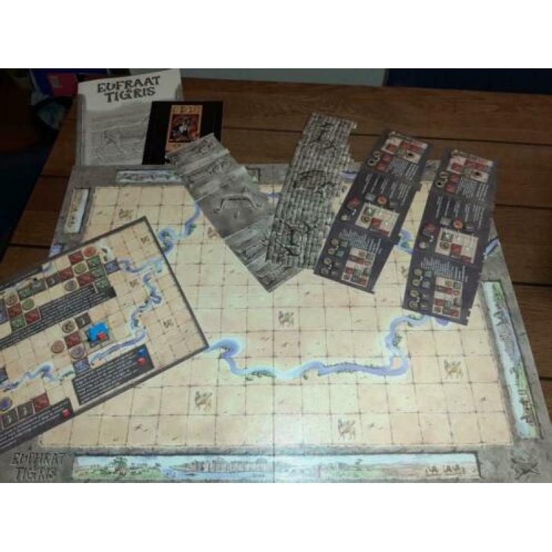Eufraat Tigris spel bordspel vintage grote doos