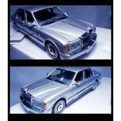 Franklin Mint - 1:24 - the 1998 Rolls Royce - Silver Seraph