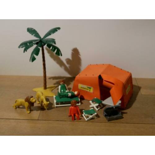 Safari Explorers and Tent vintage Playmobil 3413