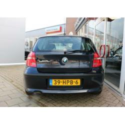 BMW 1-serie 118i Business Line / Cruise / Navi