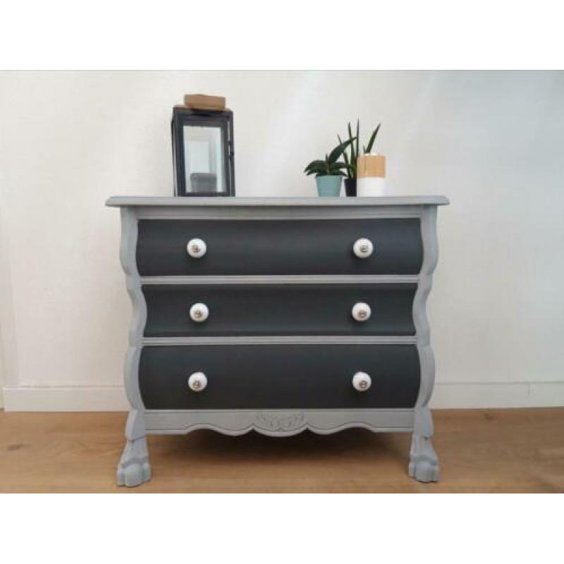 Buikkast, mat antraciet met cementlook
