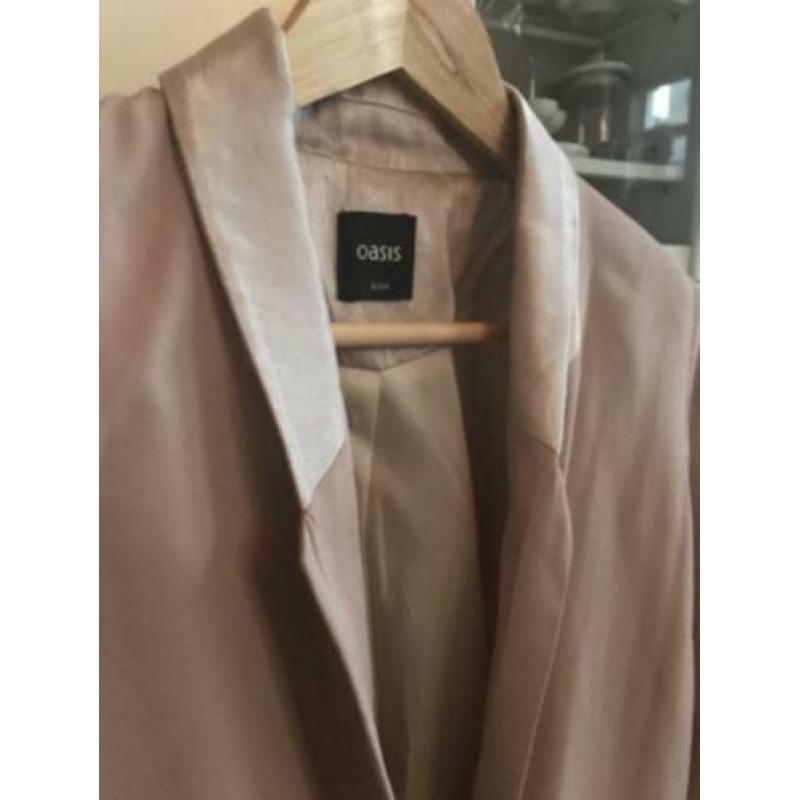 Roze blazer van Oasis maat 34