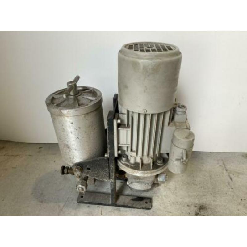 Oliefilter met motor / filterpomp #119