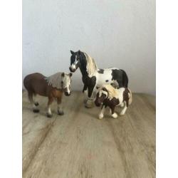 Officiële Schleich paarden 3 stuks