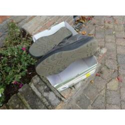 “Maat 37/37 ½ Leren schoenen In de kleuren Antraciet/Grijs.