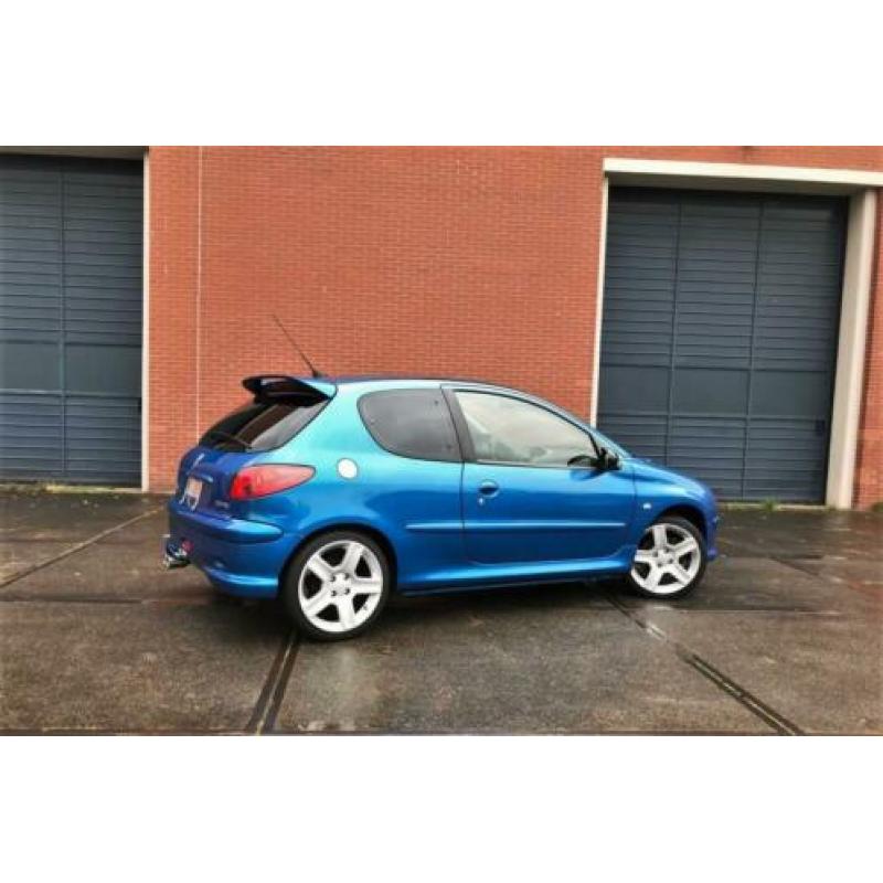 Peugeot 206 RC, airco, lage km stand