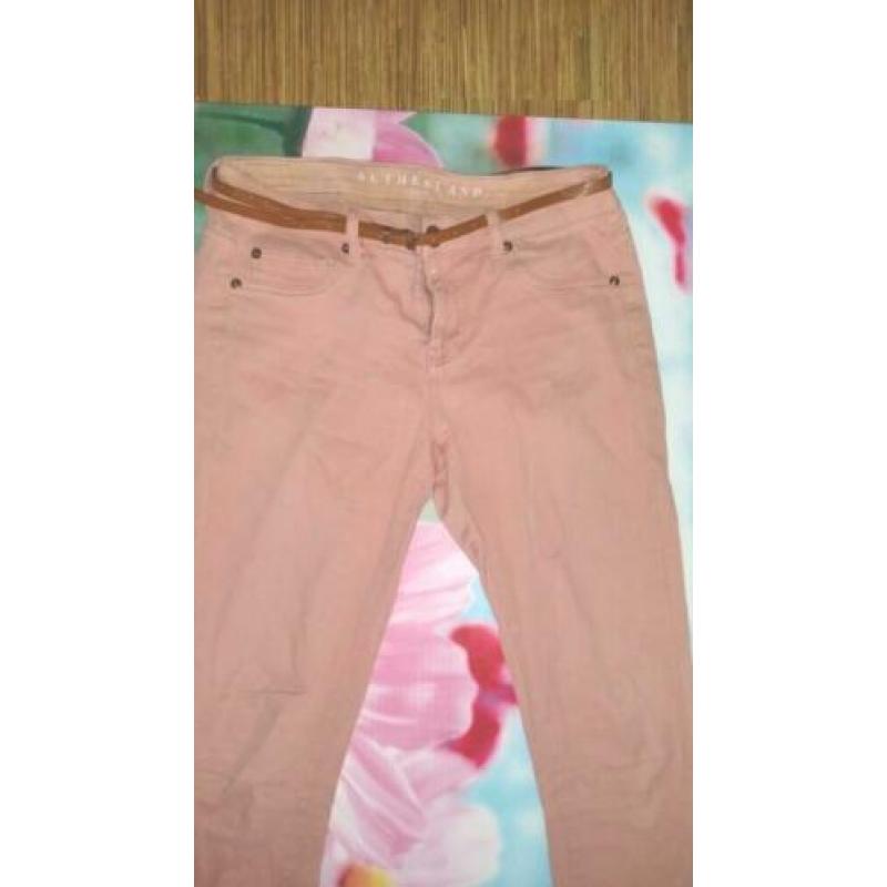 2. Sutherland roze jeans maat m