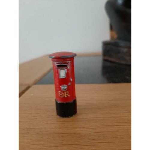 dinky toys pillar box no.760