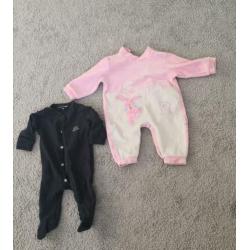 Leuke meisje baby kleding maat 50-56 - 117 stuks en acc??