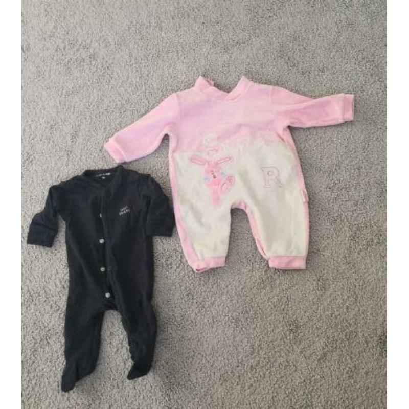 Leuke meisje baby kleding maat 50-56 - 117 stuks en acc??