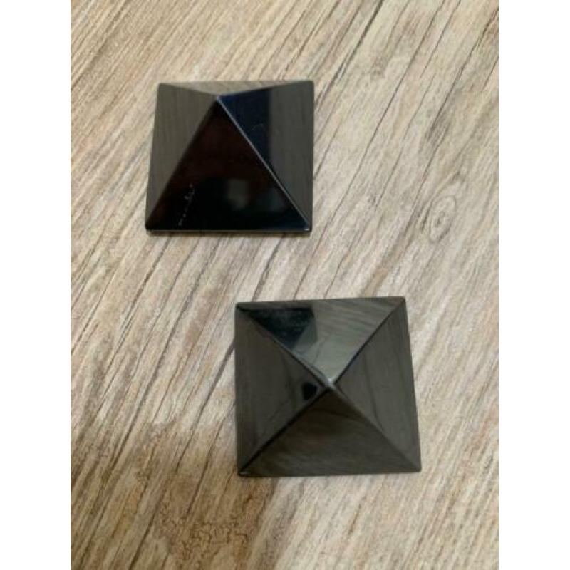 Hematiet Pyramides mineraal / edelsteen