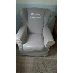 licht grijze oor fauteuils