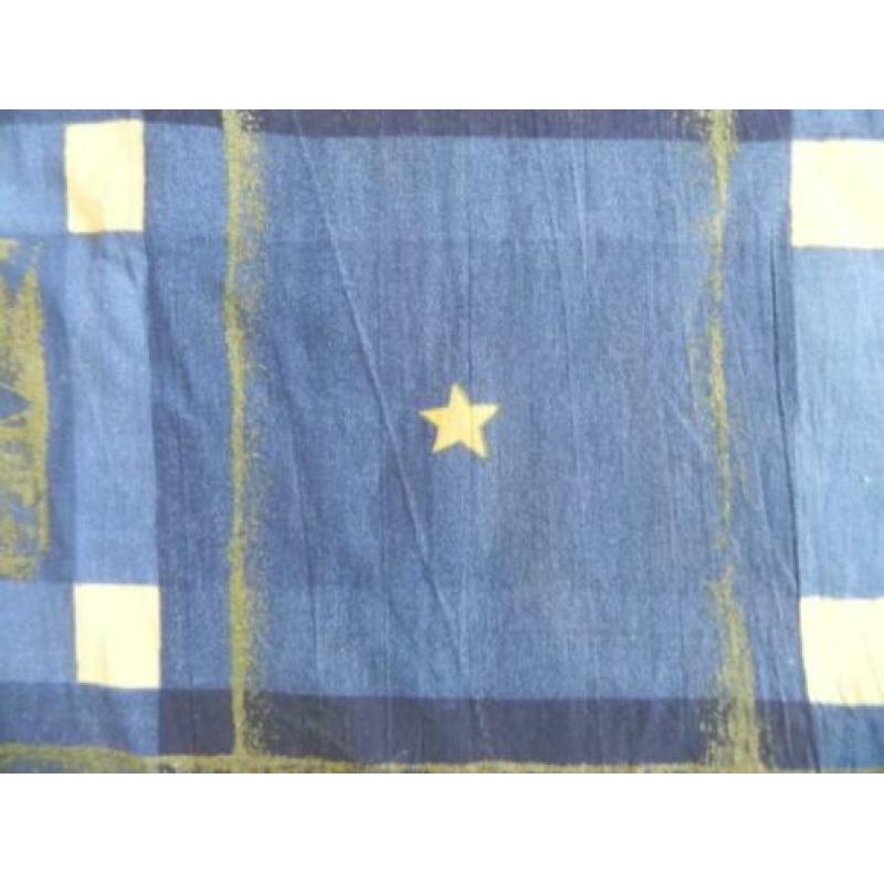tafellaken blauw met sterren rond 150cm
