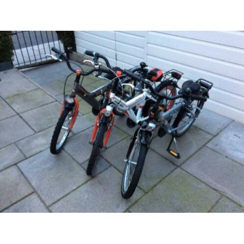 Popal. Loekie. Max 2 bij