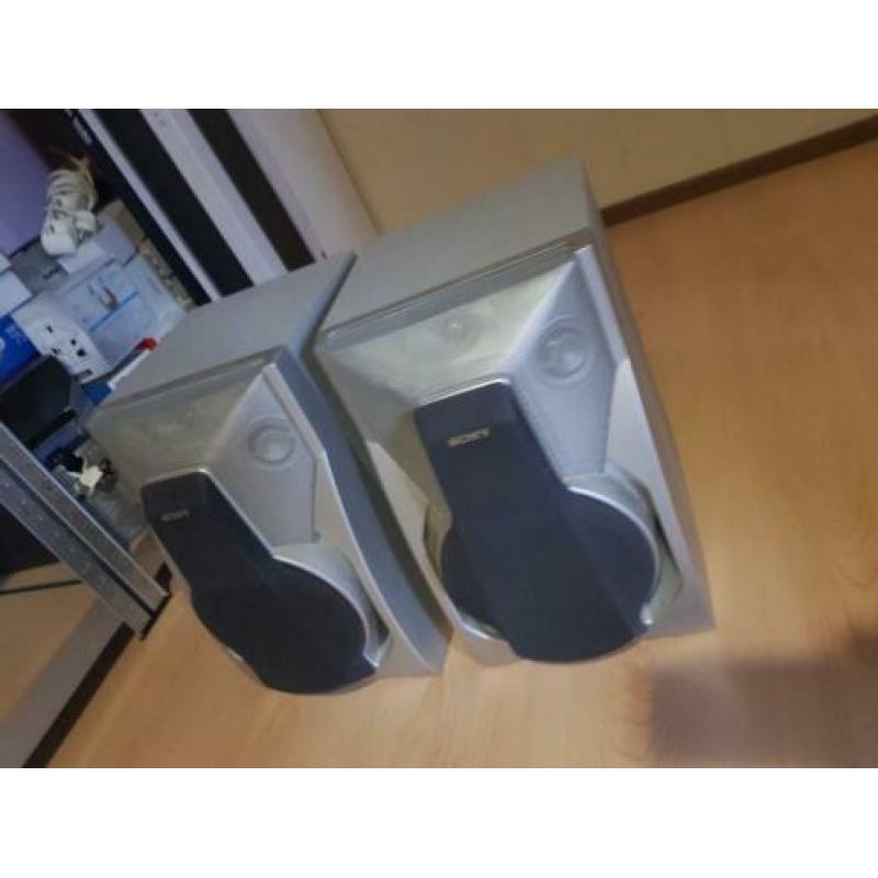 Grote speaker box sony