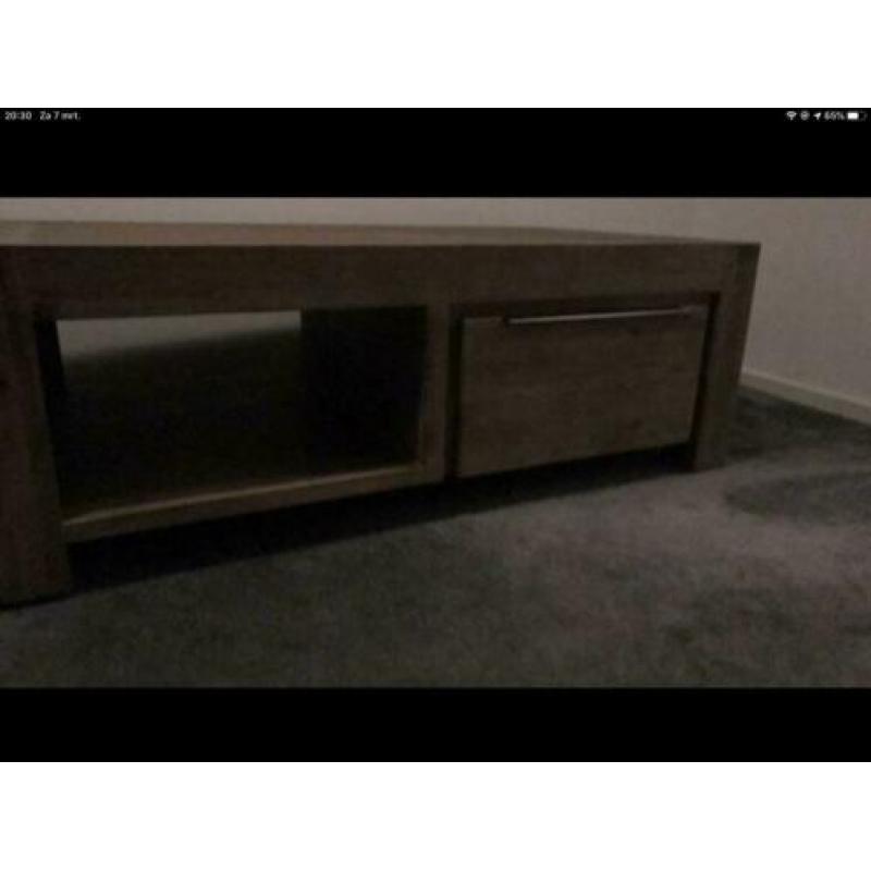 Donkerbruine stoere salontafel