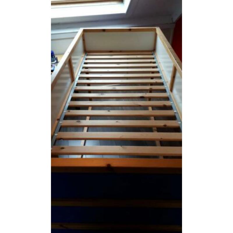 Kura hoogslaper bed van Ikea