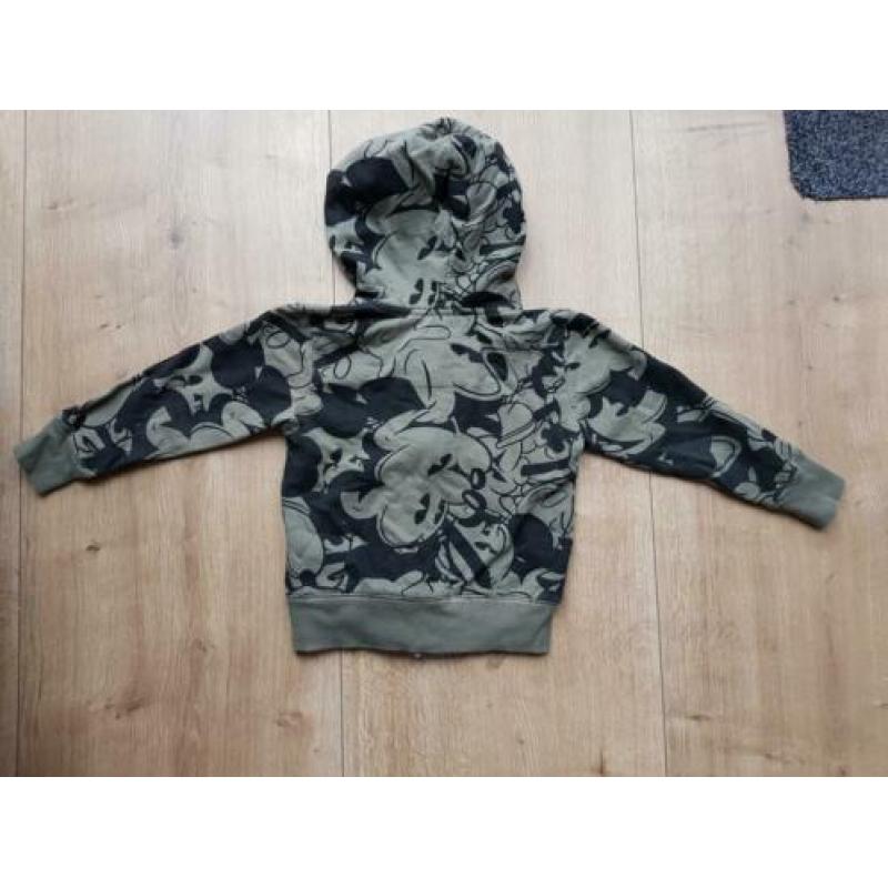 Erg leuke vest maat 98-104