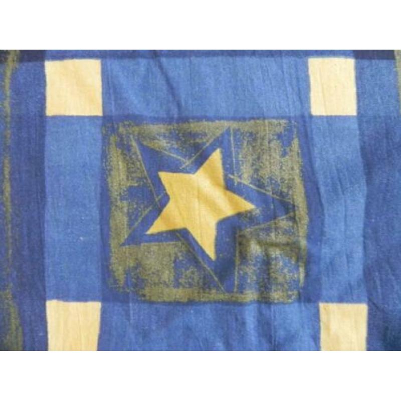 tafellaken blauw met sterren rond 150cm