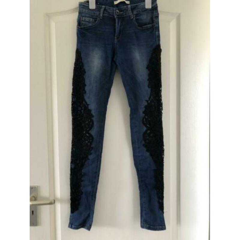 Spijkerbroek maat 34/XS