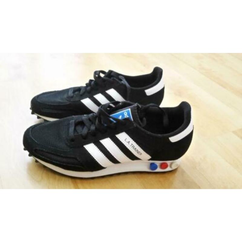 Adidas sportschoenen (ZGAN, INCL. VZDKSTN)