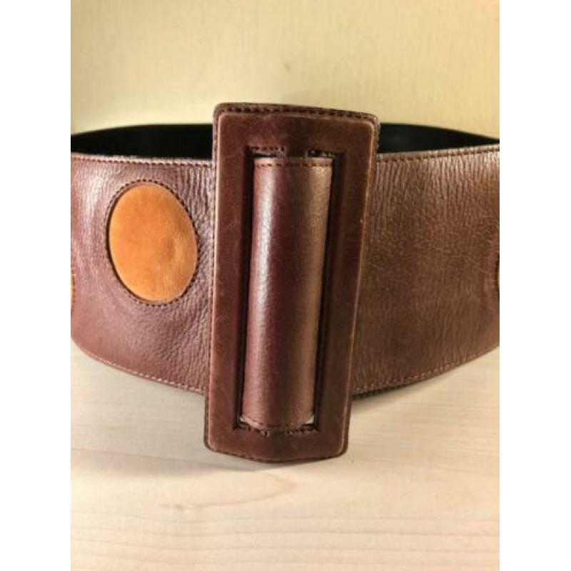 SCA10 Bruine Brede Riem 9cm Retrostijl Lichtbruine Rondjes
