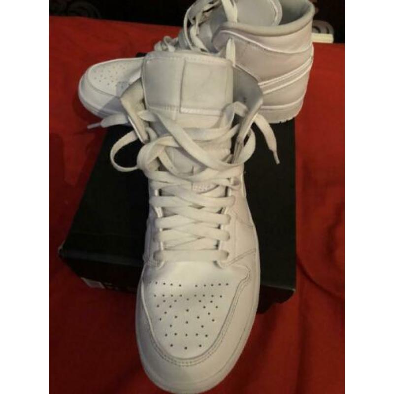 nike air jordan mid 42