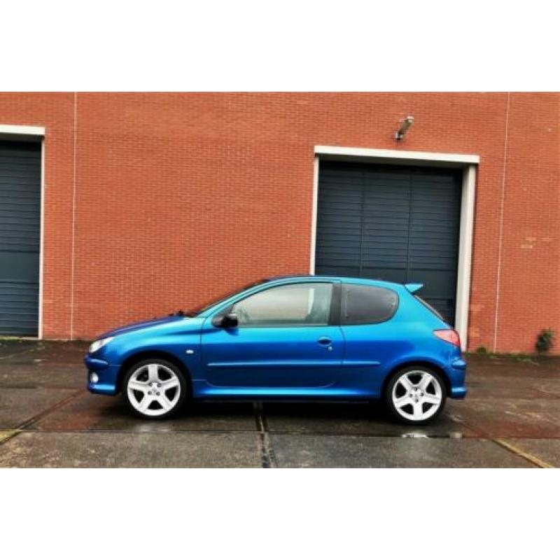 Peugeot 206 RC, airco, lage km stand