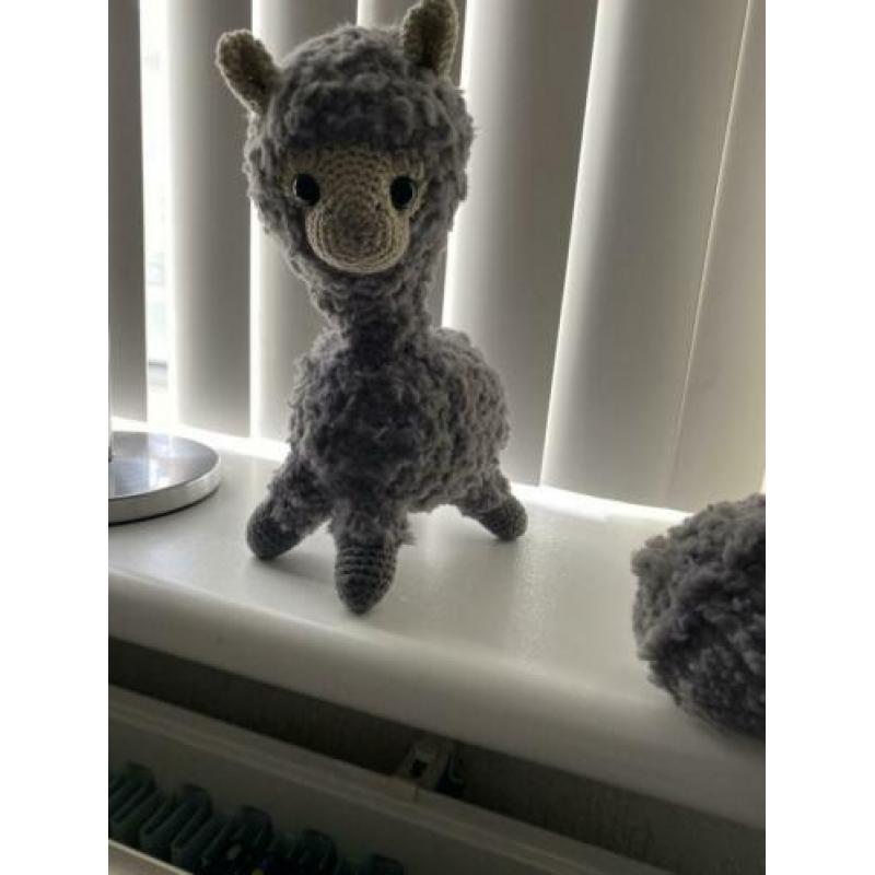 Gehaakte knuffels en geboortelijstjes