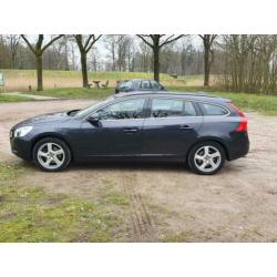 Volvo V60 2.0 D3 2011 Grijs 163 pk