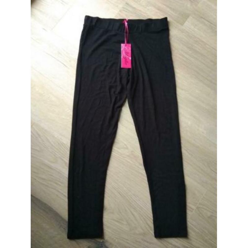 NIEUW MET KAARTJE Moglie set rok en legging zwart L