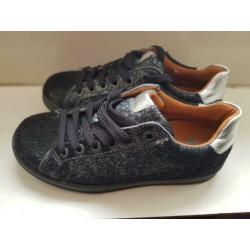 Piedro sneakers maat 32 NIEUW