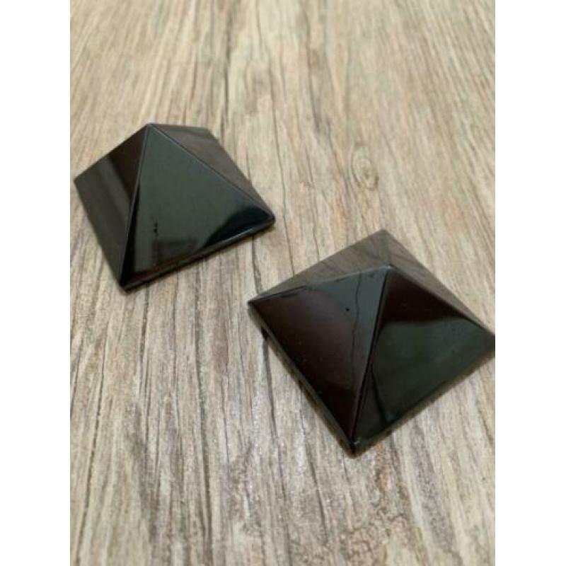 Hematiet Pyramides mineraal / edelsteen